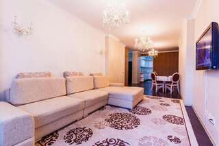 Апартаменты Apartment Mereyinterconti Нур-Султан Апартаменты-1